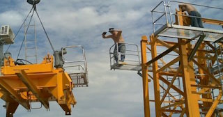 Демонтаж башенного крана в Баксане - услуги по демонтажу от Сварной-Бкс от 1558 руб.